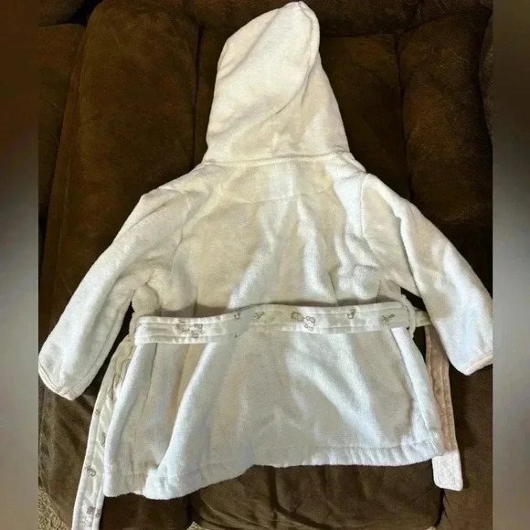 Baby’s bath robe. - Picture 3 of 3